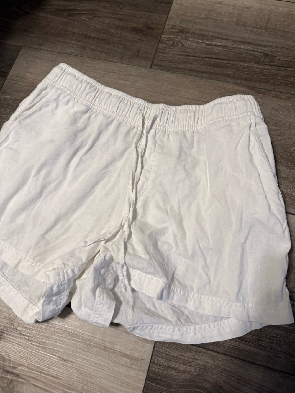 GAP White Elastic-Waist Linen Shorts - Picture 4 of 6